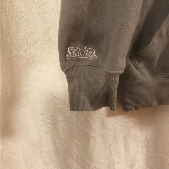 Boston RedSox 2013 World Series Hoodie Size Small - Picture 4 of 8